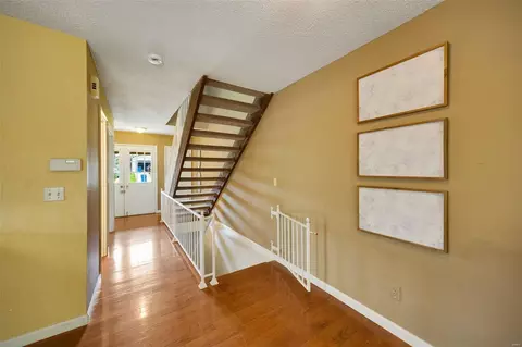 1563 Beacon Woods Ct, Manchester, MO 63021 photo 4