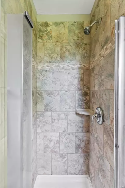 Bath - 23 Saali Dr, O'fallon, MO 63366 photo 2 of 3