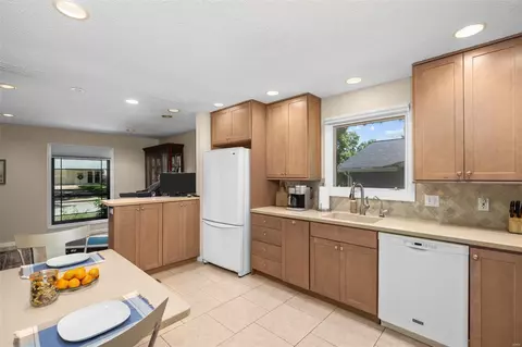 Kitchen - 1125 Jade Wind Dr, Ballwin, MO 63011 photo 2 of 6