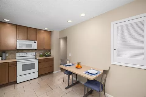Kitchen - 1125 Jade Wind Dr, Ballwin, MO 63011 photo 3 of 6