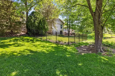 Exterior - 1125 Jade Wind Dr, Ballwin, MO 63011 photo 9 of 10