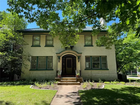 6650 Waterman Ave, University City, MO 63130