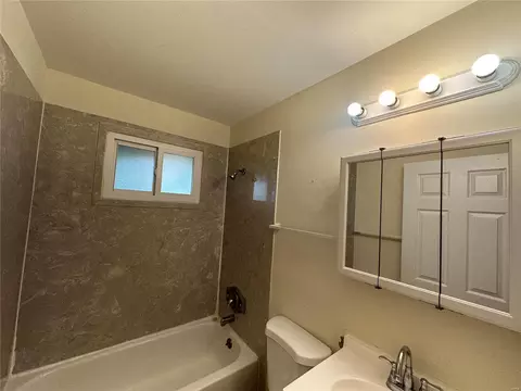 10219 Hobkirk Dr, Saint Louis, MO 63137 photo 7