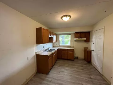 10219 Hobkirk Dr, Saint Louis, MO 63137 photo 3
