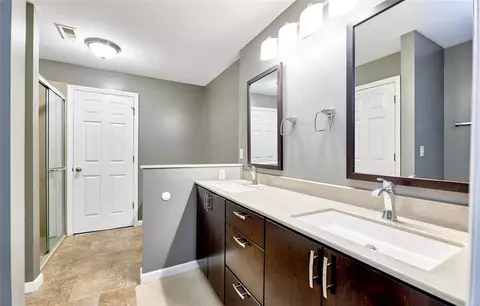Bath - 546 Copper Meadows Ln, O'fallon, MO 63368 photo 1 of 7