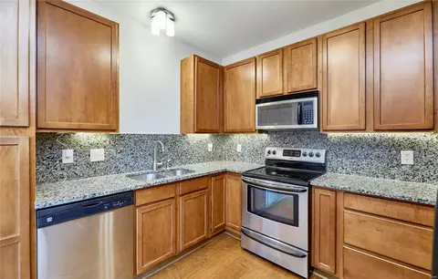 Kitchen - 546 Copper Meadows Ln, O'fallon, MO 63368 photo 1 of 2