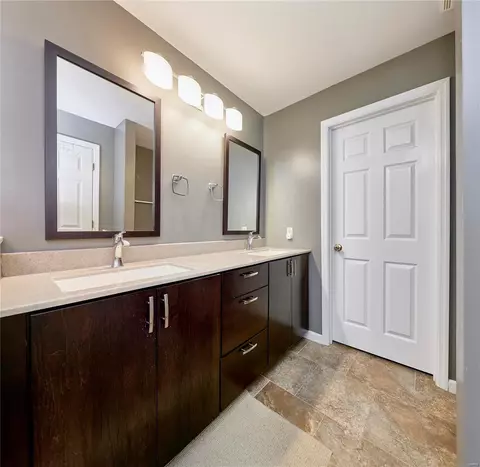 Bath - 546 Copper Meadows Ln, O'fallon, MO 63368 photo 4 of 7