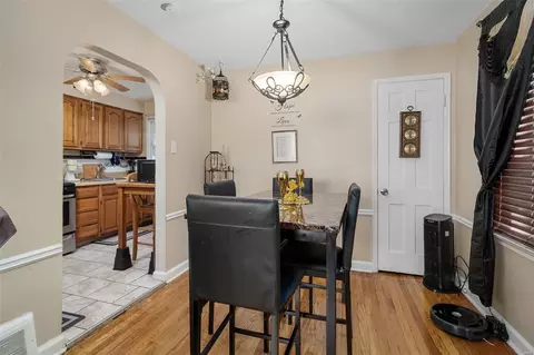 Dining - 6336 Everett Dr, Berkeley, MO 63134 photo 1 of 1