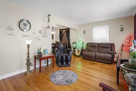 Living - 6336 Everett Dr, Berkeley, MO 63134 photo 1 of 2