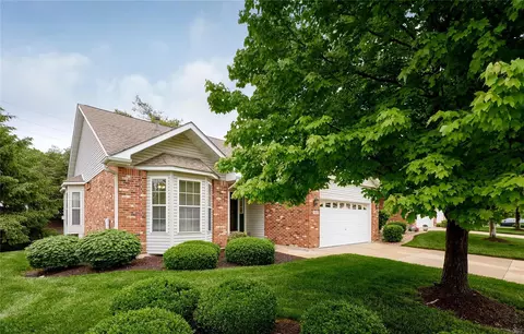 3445 Truman Terrace Dr, Saint Charles, MO 63301