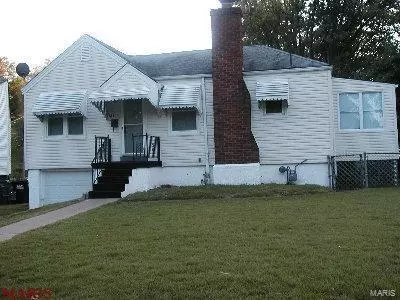 7410 Victory Ct, Saint Louis, MO 63136