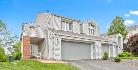 606 Highview Circle Dr, Ballwin, MO 63021