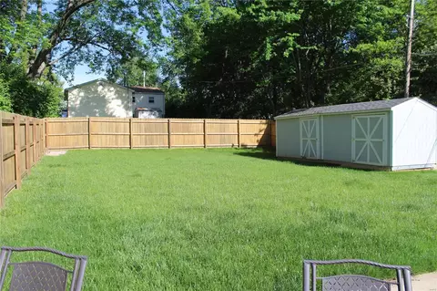 Exterior - 3502 High Dr, Saint Ann, MO 63074 photo 2 of 5