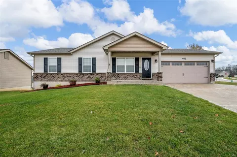 402 Prairie Creek Dr, Foristell, MO 63348