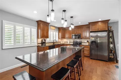 Kitchen - 334 Elmcrest Dr, Ballwin, MO 63011 photo 4 of 7