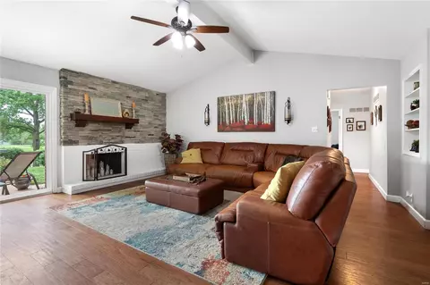 Other - 334 Elmcrest Dr, Ballwin, MO 63011 photo 2 of 26