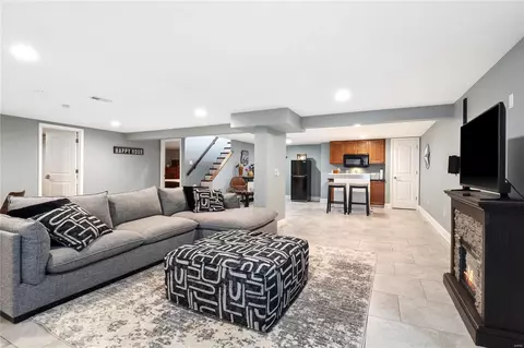 Other - 334 Elmcrest Dr, Ballwin, MO 63011 photo 15 of 26