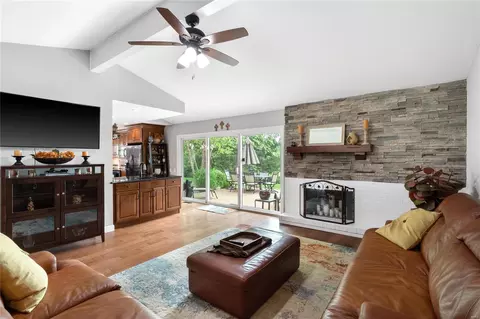 Living - 334 Elmcrest Dr, Ballwin, MO 63011 photo 1 of 2