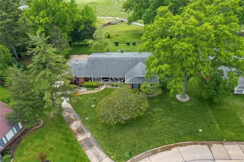 View/Area - 334 Elmcrest Dr, Ballwin, MO 63011 photo 1 of 3