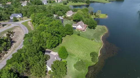4444 Augusta Shores Dr, Augusta, MO 63332
