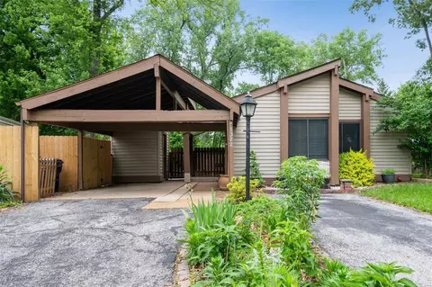 1322 Langholm Dr, Florissant, MO 63031