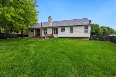 Exterior - 2811 Carters Grv, O'fallon, MO 63368 photo 4 of 5