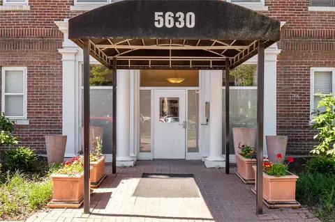5630 Pershing Ave #28, Saint Louis, MO 63112