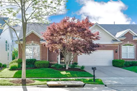 391 Shetland Valley Ct, Chesterfield, MO 63005