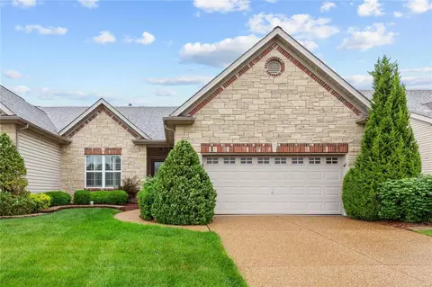 927 Daffodil Ridge Dr, O'fallon, MO 63366