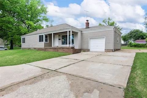 7675 Horatio Dr, Saint Louis, MO 63121