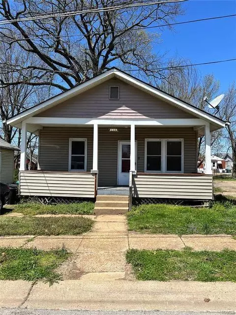5823 Helen Ave, Jennings, MO 63136