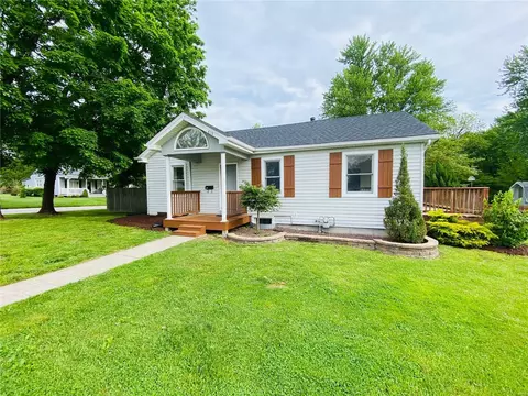 419 W Koenig St, Wentzville, MO 63385