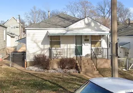 6727 W Park Ave, Saint Louis, MO 63139
