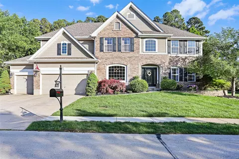 17668 Garden Ridge Cir, Wildwood, MO 63038