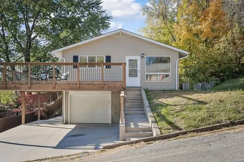 514 W 6th St, Hermann, MO 65041 photo 1