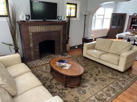6509 Joseph Ave, Saint Louis, MO 63133 photo 5