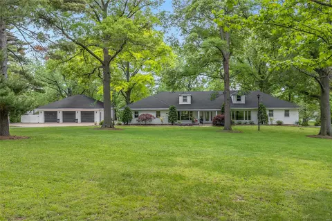 15182 Clayton Rd, Chesterfield, MO 63017