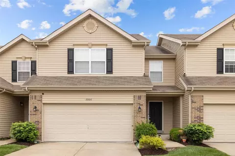 2006 Chestnut Pines Ct, Saint Peters, MO 63376