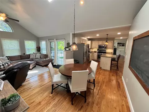 20 Streamside Ct, Saint Charles, MO 63303 photo 11