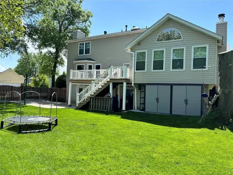 20 Streamside Ct, Saint Charles, MO 63303 photo 4