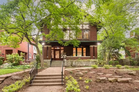 6315 Pershing Ave, Saint Louis, MO 63130