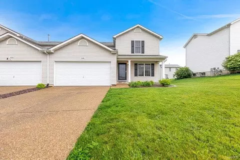 1086 Chesterfield Dr, Wentzville, MO 63385