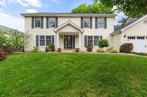 1457 Carriage Bridge Trl, Ballwin, MO 63021