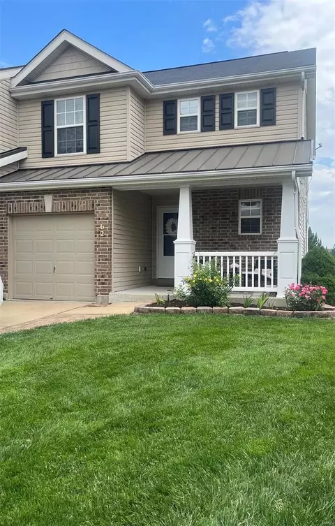 62 Country Village Ct, Lake Saint Louis, MO 63367
