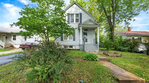 1610 Quendo, University City, MO 63130