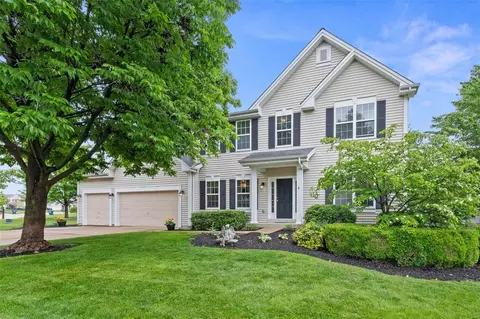 140 Snake River Dr, O'fallon, MO 63368