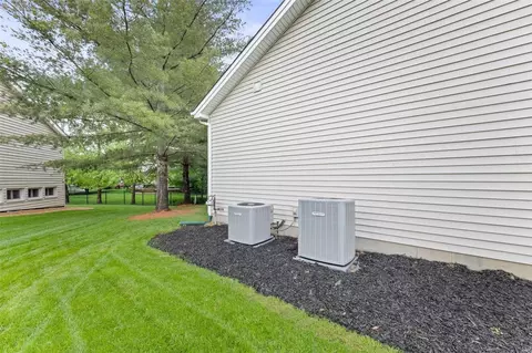 140 Snake River Dr, O'fallon, MO 63368 photo 35