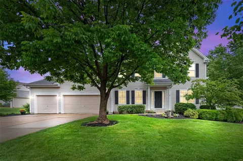 140 Snake River Dr, O'fallon, MO 63368 photo 3