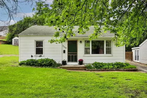7750 Jerome Ave, Saint Louis, MO 63143