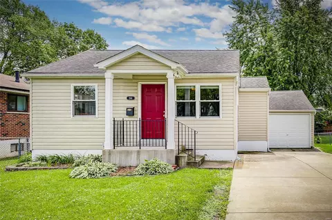 244 W Loretta Ave, Saint Louis, MO 63125